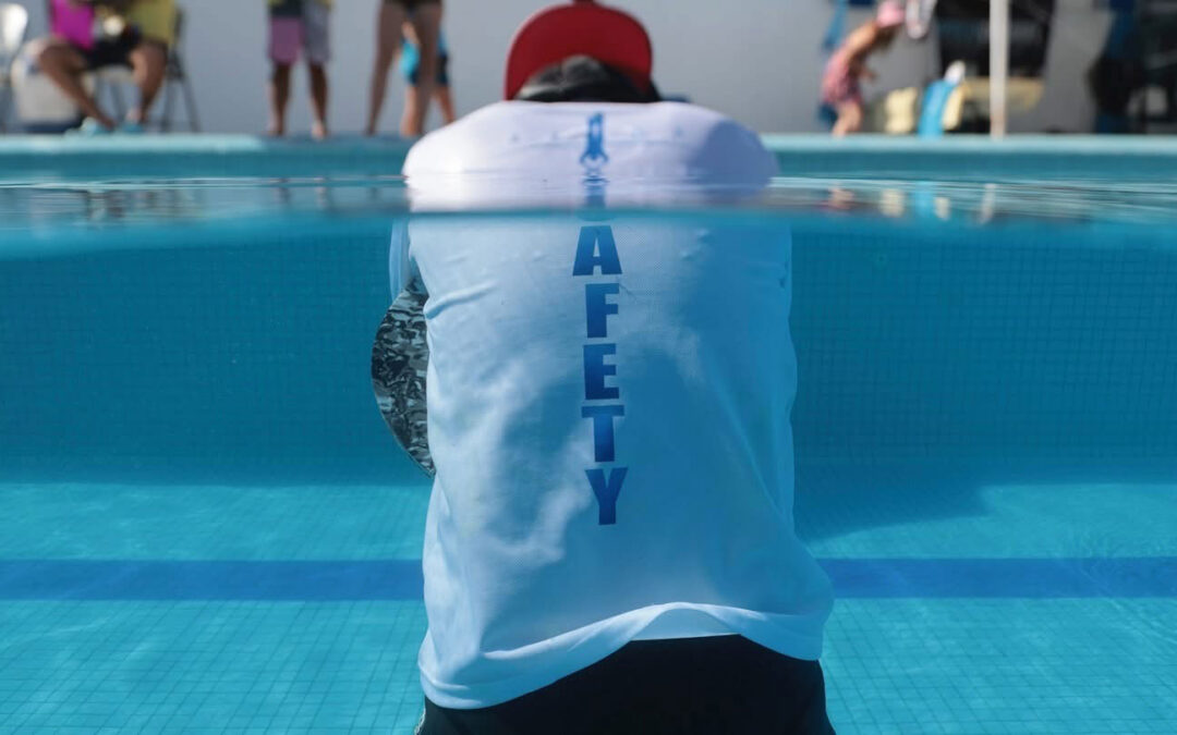 AIDA Pool competition safety Freediver by Vertical Blue